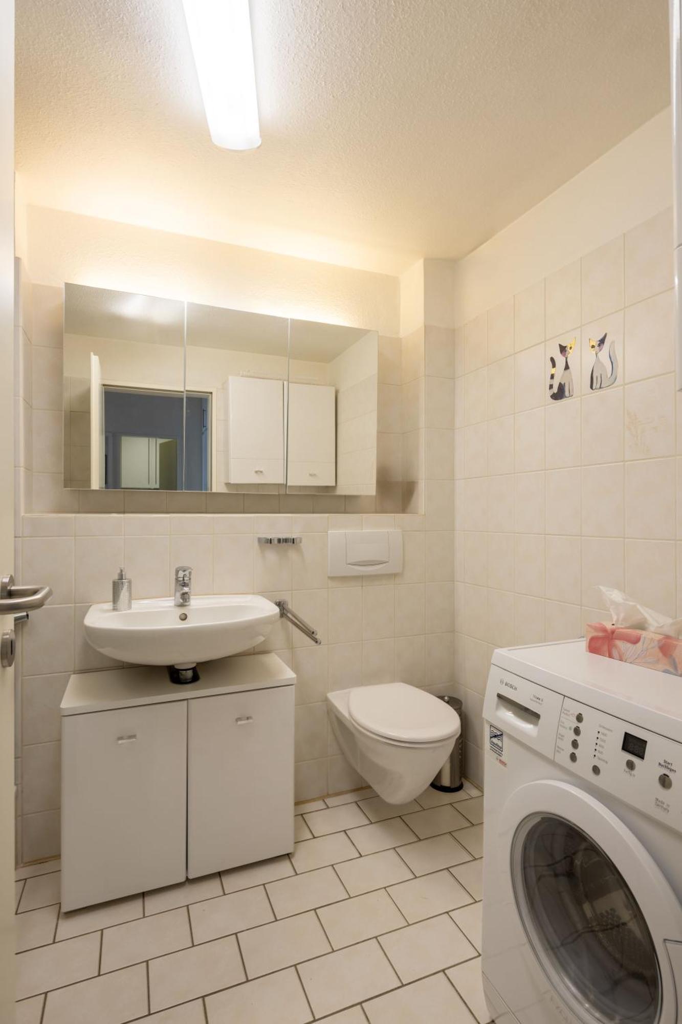 ווילהלמסהאבן Gemuetliche Ferienwohnung Mit Meerblick Direkt Am Hafen מראה חיצוני תמונה